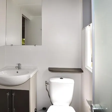 캠프장 Mobile Proche Piscine 3*